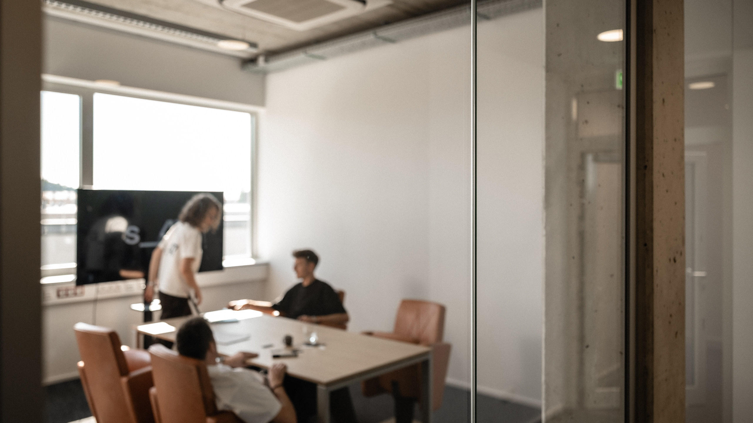 s_47-office_1